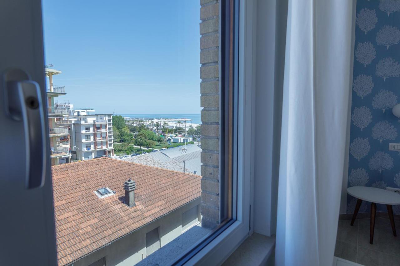 Vista Mare Guest House Civitanova Marche Kültér fotó